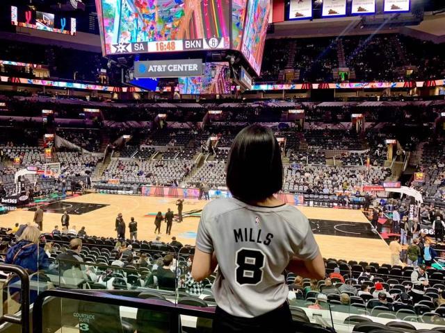 开云中国-【现场】二老回家温情动容 他们是今晚的绝对主角