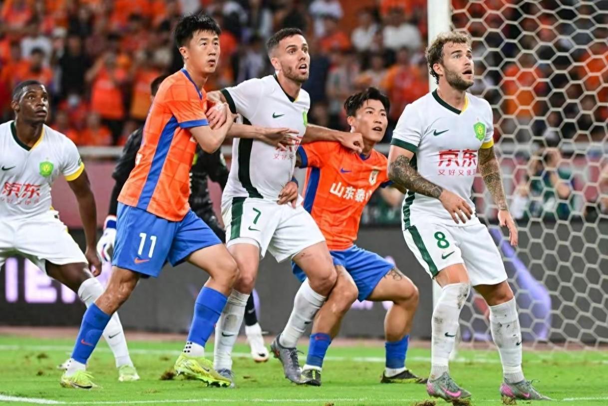 开云中国-马宁归国！或执法京鲁战，泰山球迷有点慌，一数据显示国安必败